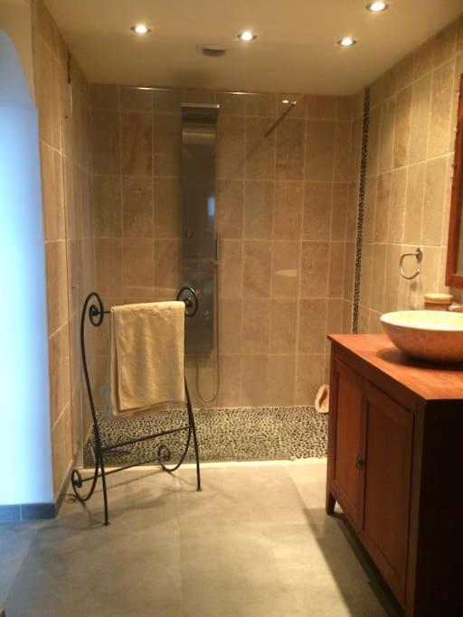 Appartement Sur La Colline Avec Acces Piscine Volx Εξωτερικό φωτογραφία